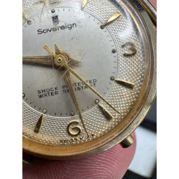Vtg Sovereign Shock Protected Waterproof Stainless Steel Gold Tone Swiss Watch main image 4